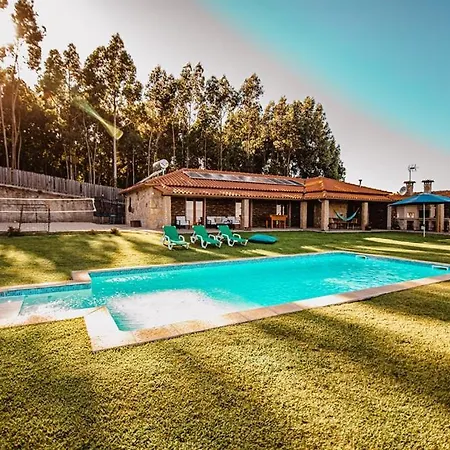 Quinta Da Aldeia, Ribas, * Селорику-ди-Башту