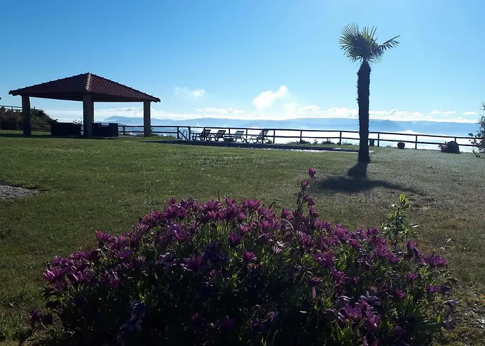 度假居 Quinta Da Aldeia, Ribas, *